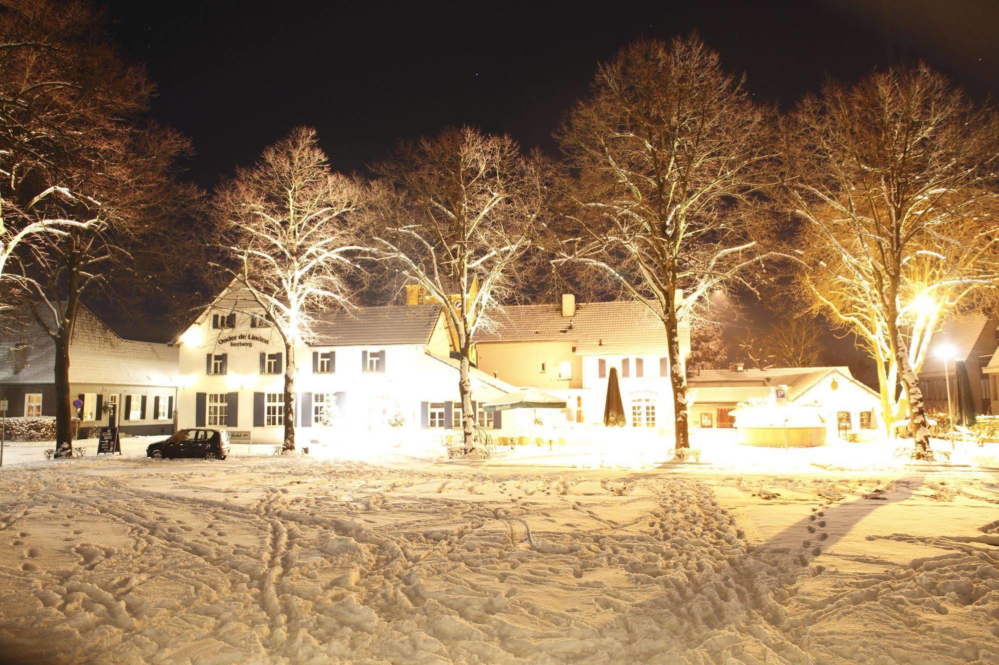 Grubbenvorst In De Witte Dame Hotel Bar Kitchen Apartments מראה חיצוני תמונה